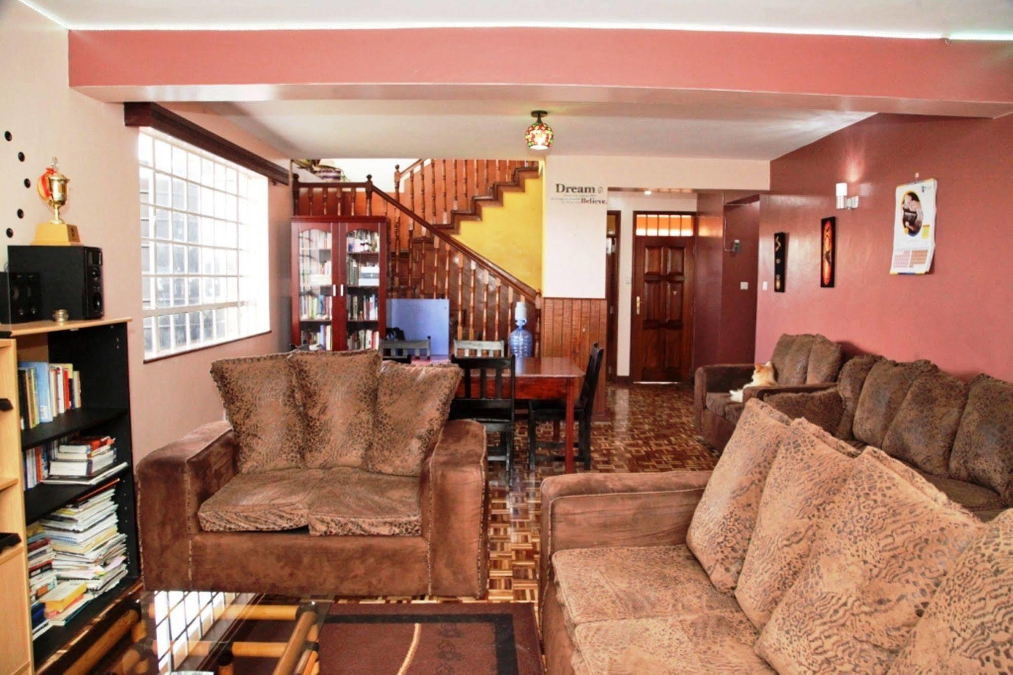 Mdawida Homestay Найроби Экстерьер фото